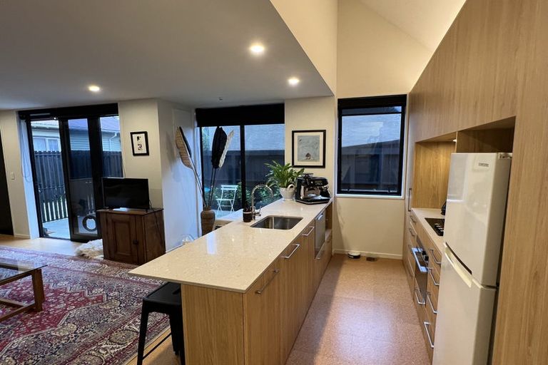 Photo of property in 2/20 Dickens Street, Addington, Christchurch, 8024