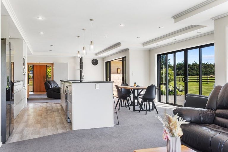 Photo of property in 53 Swamp Road, Loburn, Rangiora, 7472