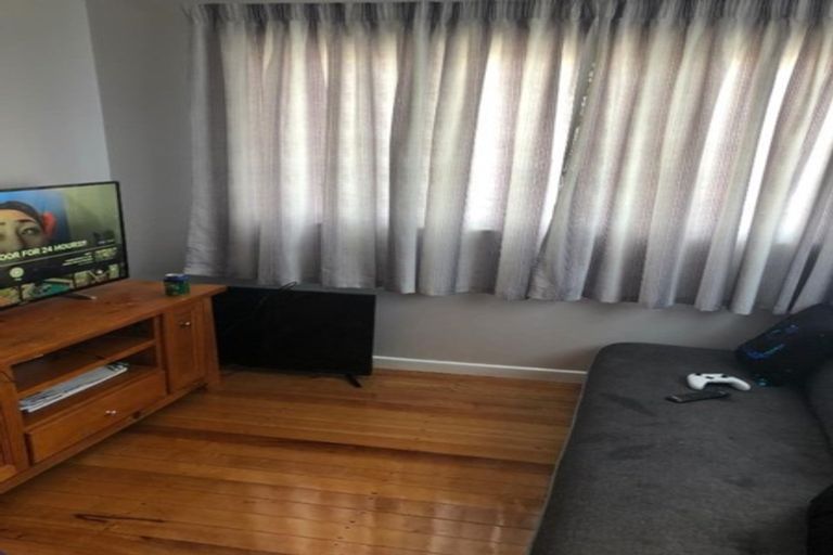 Photo of property in 10 Alamein Avenue, Onerahi, Whangarei, 0110