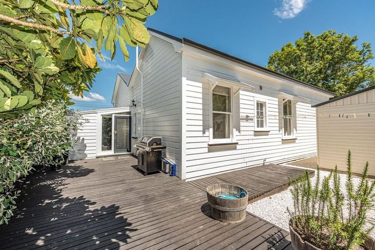Photo of property in 24 Brassey Road, Saint Johns Hill, Whanganui, 4500