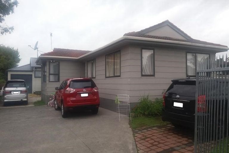 Photo of property in 18 Armada Drive, Ranui, Auckland, 0612