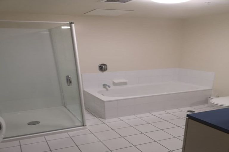 Photo of property in 21 Cambridge Terrace, Christchurch Central, Christchurch, 8013