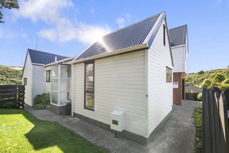 Photo of property in 11 Haast Close, Kelson, Lower Hutt, 5010