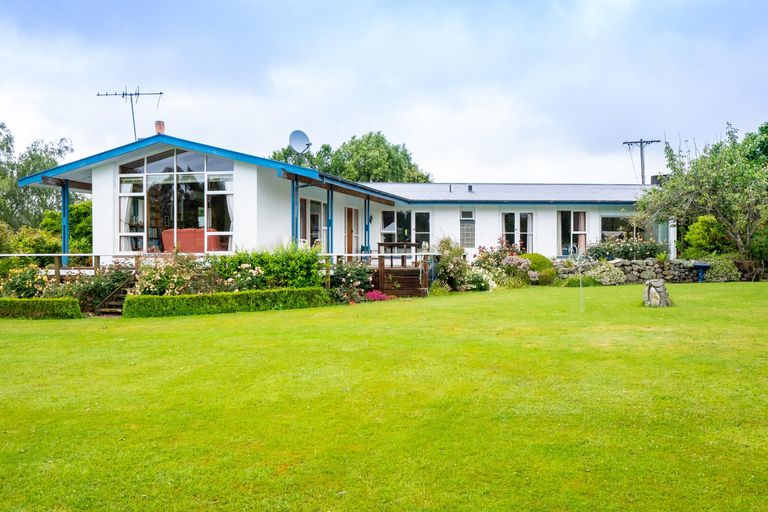 Photo of property in 65 Ribbonwood Road, Geraldine Downs, Geraldine, 7991