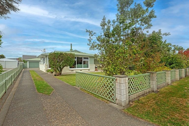 Photo of property in 5 Toru Street, Makaraka, Gisborne, 4010