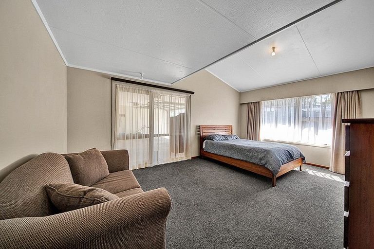 Photo of property in 41 Dives Avenue, Hawera, 4610