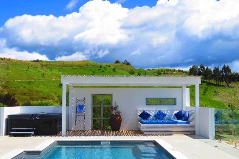 Photo of property in 680 Neudorf Road, Upper Moutere, 7175