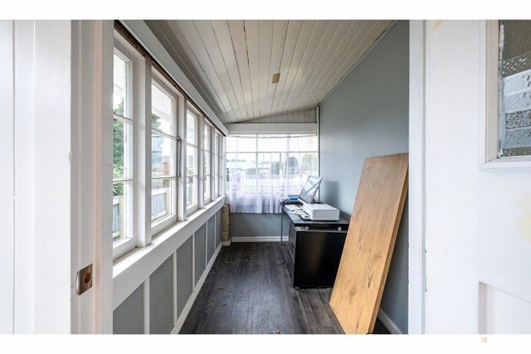 Photo of property in 17 Parsonage Road, Waimate, 7924