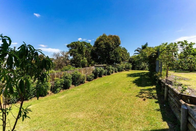Photo of property in 11 Wintle Street, Mangawhai Heads, Mangawhai, 0505