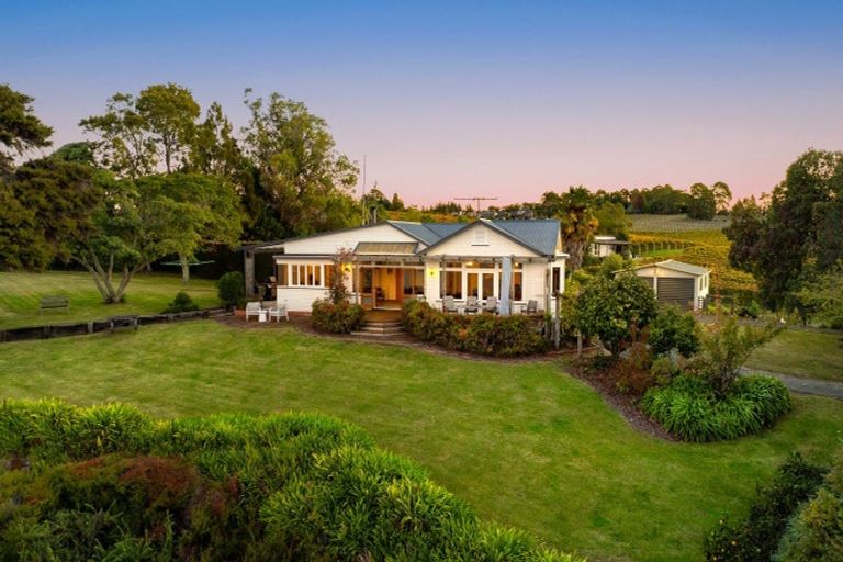 Photo of property in 15 Aporo Road, Ruby Bay, Upper Moutere, 7173