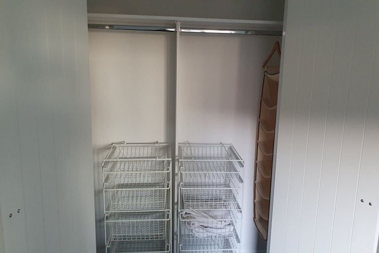 Photo of property in 11 Havana Rise, Grenada Village, Wellington, 6037