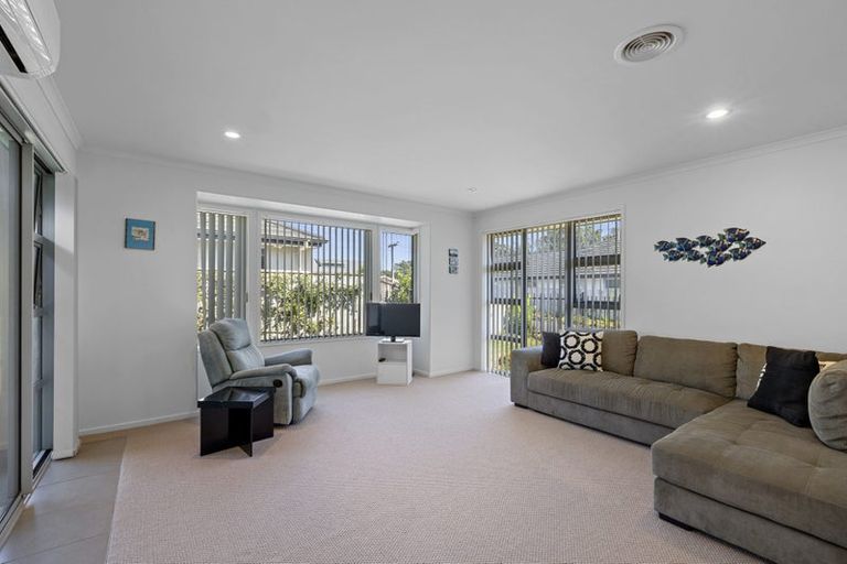 Photo of property in 4 Sawyers Way, New Plymouth, 4310