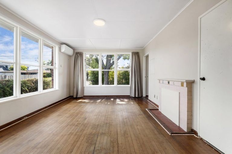 Photo of property in 59 Roberts Avenue, Bayswater, Auckland, 0622