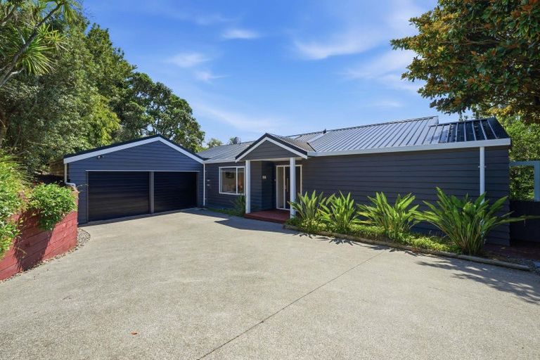 Photo of property in 34 Montclair Rise, Browns Bay, Auckland, 0630