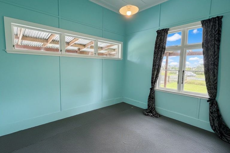Photo of property in 28 Huia Street, Ohura, 3926
