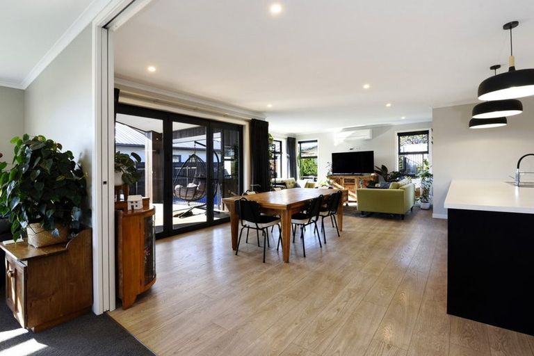 Photo of property in 8 Rosemary Place, Stoke, Nelson, 7011