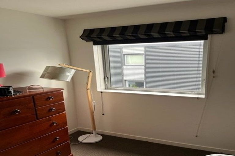 Photo of property in Montreaux, 164 The Terrace, Wellington Central, Wellington, 6011