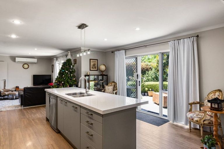 Photo of property in 11 Shadbolt Drive, Leamington, Cambridge, 3432