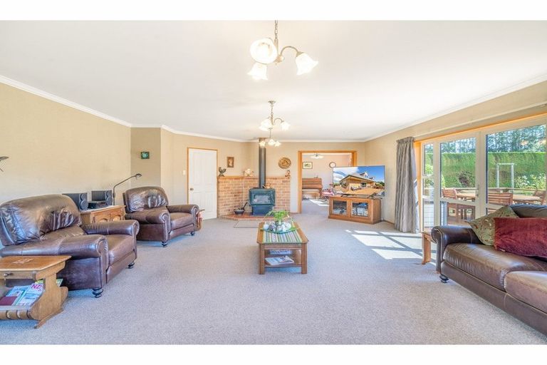 Photo of property in 60 Cardigan Road West, Wyndham, 9831