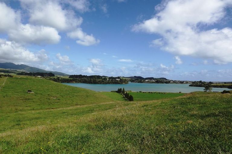 Photo of property in 245 Hills Road, Raglan, 3295