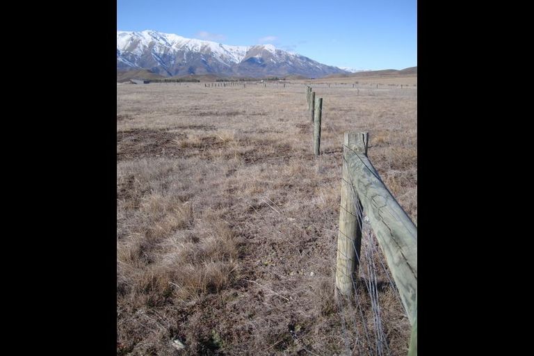 Photo of property in 14 Hardacre Place, Omarama, 9412