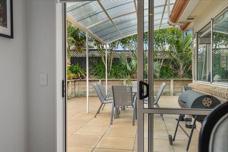 Photo of property in 4 Hendrika Court, Hobsonville, Auckland, 0618
