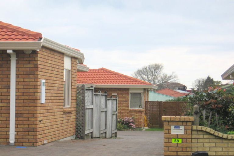 Photo of property in 58 Freyberg Street, Otumoetai, Tauranga, 3110