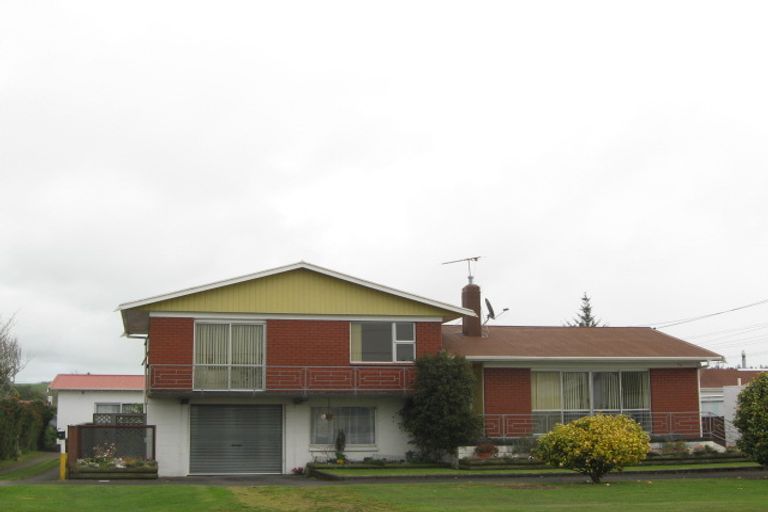 Photo of property in 7a Blake Street, Waitara, 4320