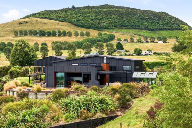 Photo of property in 80 Te Puke Road, Kuratau, Turangi, 3381