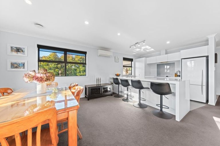 Photo of property in 88a Govett Avenue, Frankleigh Park, New Plymouth, 4310