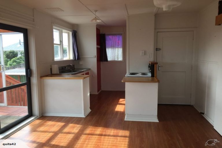 Photo of property in 114 District Road, Green Island, Dunedin, 9018