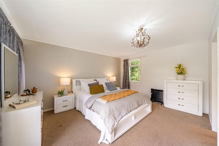 Photo of property in 30 Marlborough Street, Silverstream, Upper Hutt, 5019