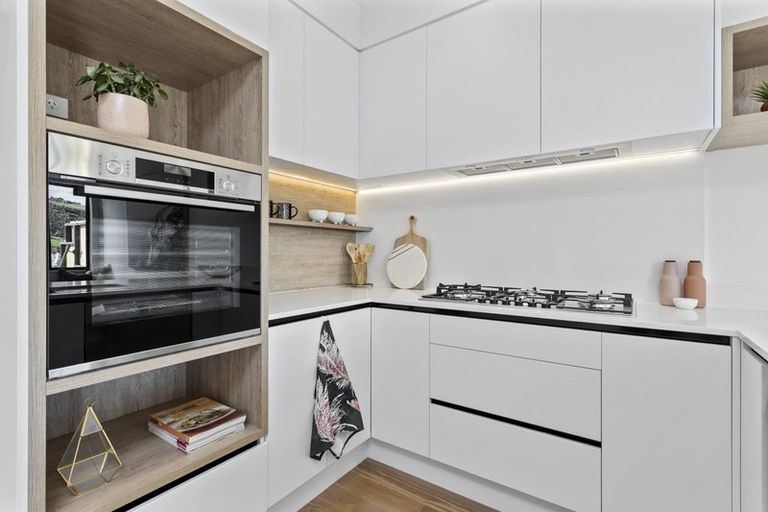 Photo of property in 70 Ashley Avenue, Long Bay, Auckland, 0630