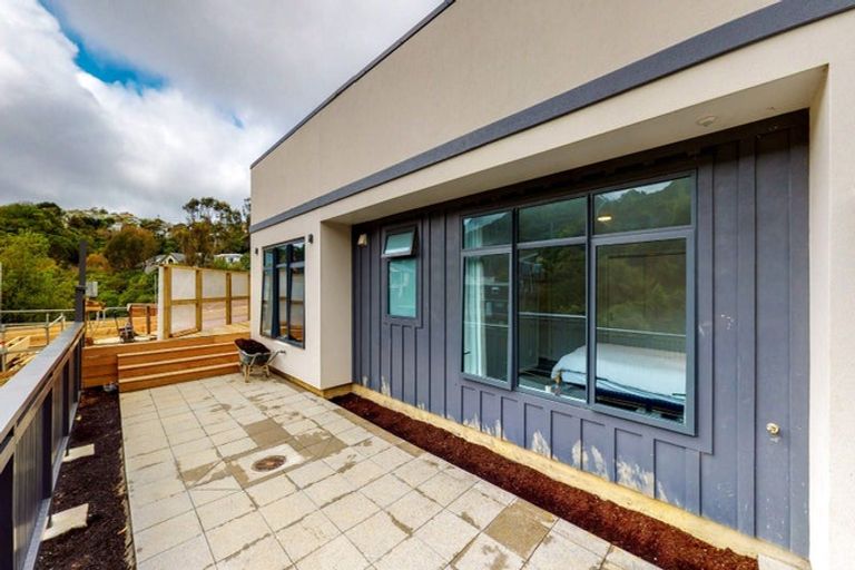 Photo of property in 11 Jacobsen Lane, Ngaio, Wellington, 6035