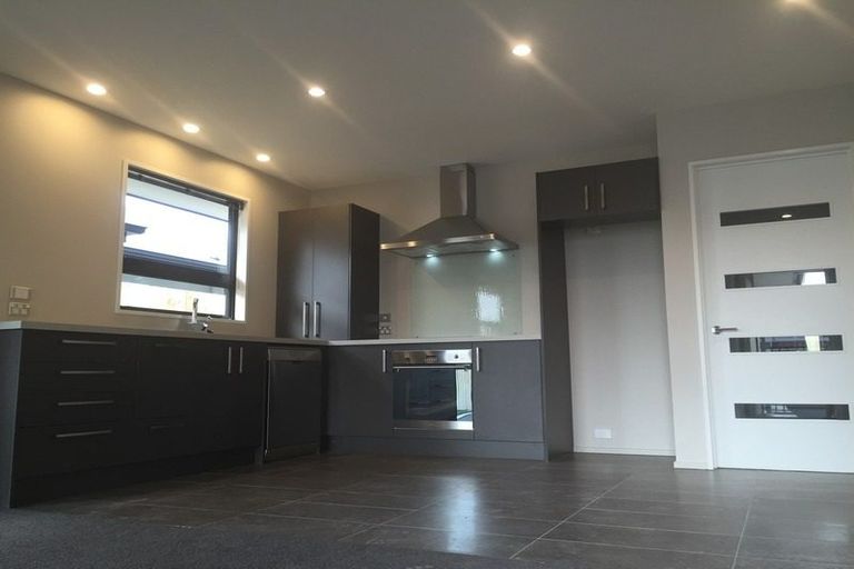 Photo of property in 17 Packard Crescent, Halswell, Christchurch, 8025