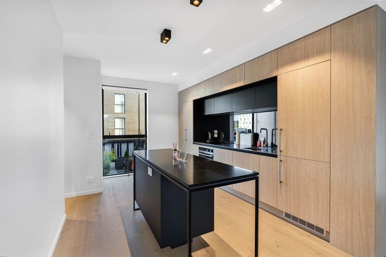 Photo of property in 8/35 Kilmore Street, Christchurch Central, Christchurch, 8013