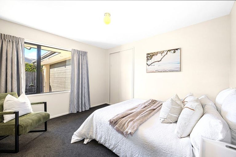 Photo of property in 12 James Hight Drive, Halswell, Christchurch, 8025