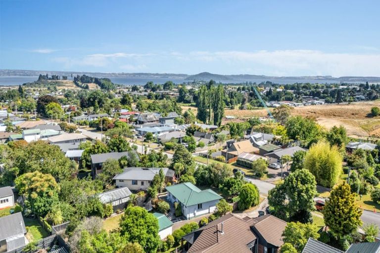 Photo of property in 29 Mckenzie Road, Owhata, Rotorua, 3010