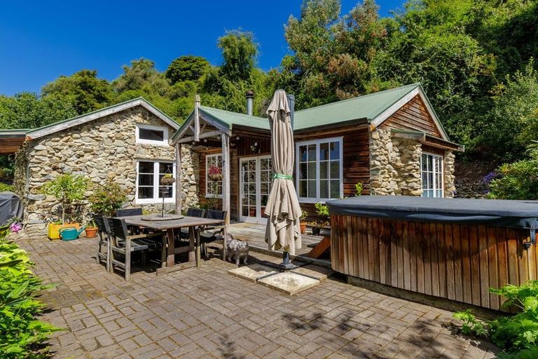 Photo of property in 539 Upper Hook Road, Hunter, Waimate, 7978