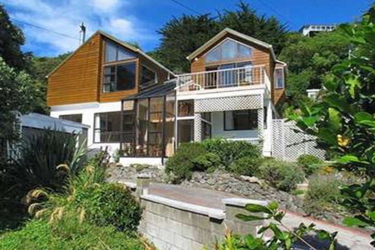 Photo of property in 76 Paremata Road, Paremata, Porirua, 5024