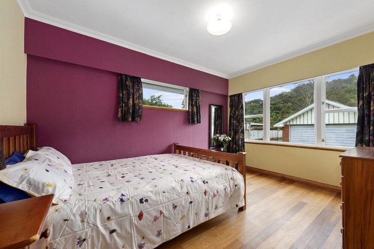 Photo of property in 89 Plateau Road, Te Marua, Upper Hutt, 5018