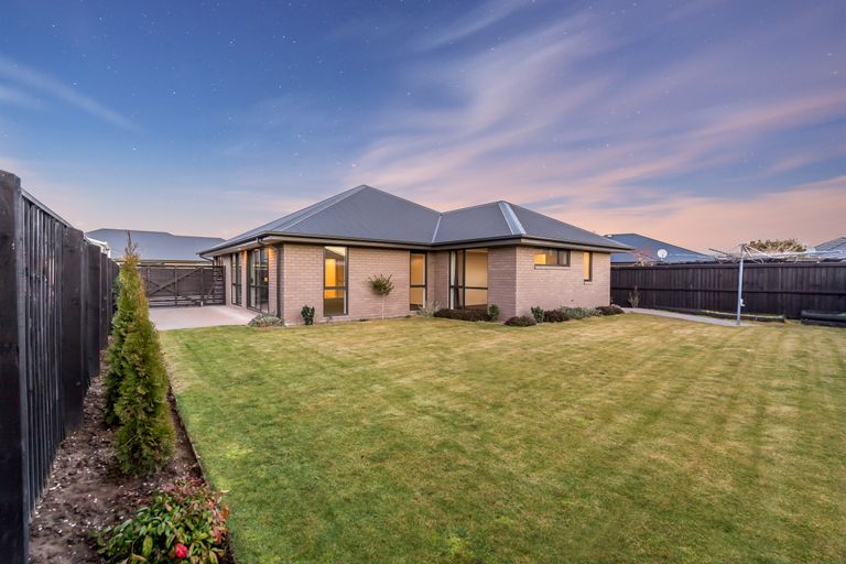 Photo of property in 40 Sterling Crescent, Kaiapoi, 7630