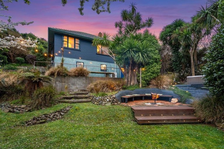 Photo of property in 74 Manapouri Street, Ravensbourne, Dunedin, 9022