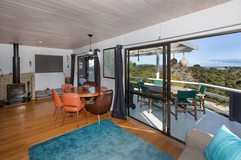 Photo of property in 6569 Pouto Road, Pouto, 0391