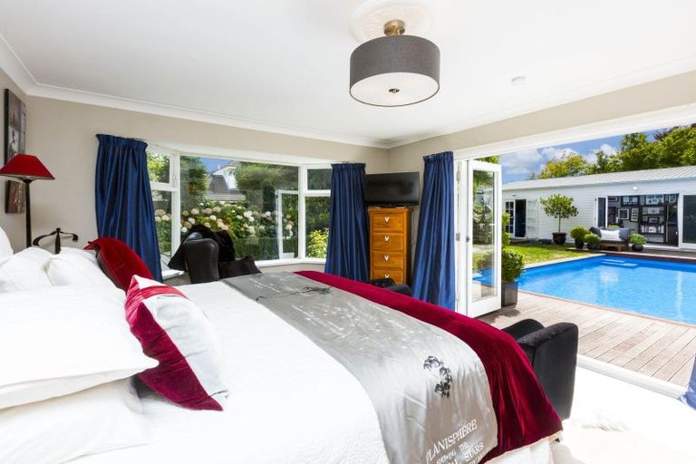 Photo of property in 385 Fergusson Drive, Heretaunga, Upper Hutt, 5018