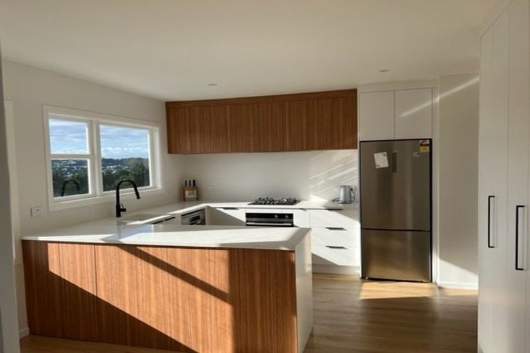 Photo of property in 25 Breton Grove, Kingston, Wellington, 6021
