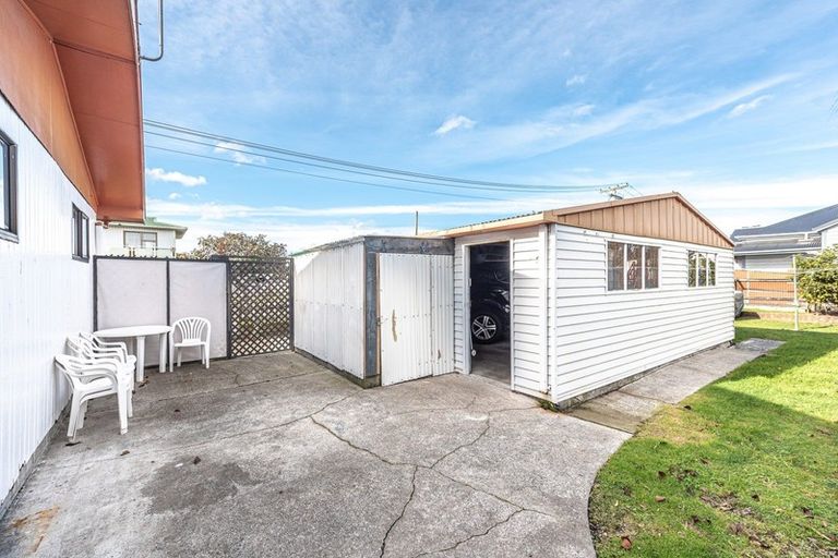 Photo of property in 33 Alma Road, Gonville, Whanganui, 4501