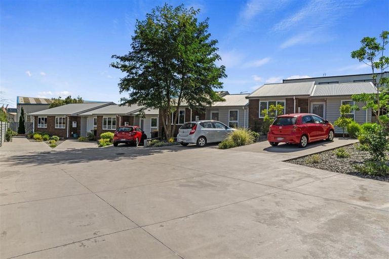 Photo of property in 2/19 Seddon Road, Frankton, Hamilton, 3204