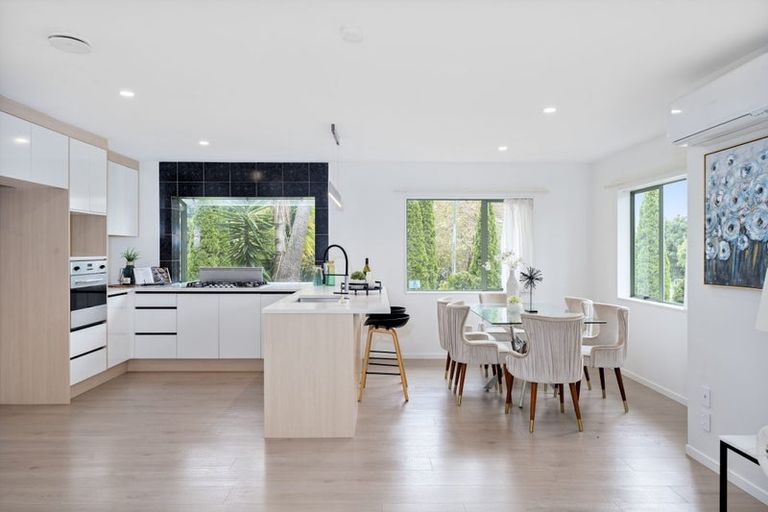 Photo of property in 2 Ferngrove Avenue, Ranui, Auckland, 0612