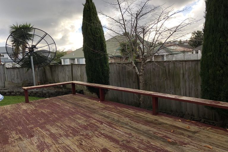 Photo of property in 79 Meadowland Drive, Somerville, Auckland, 2014